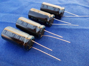 2,2MF 400Vdc capacitor CAPXON 105° KM  mm.8x11,5  (n.6pcs)