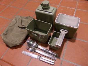 Kit cutlery canteen