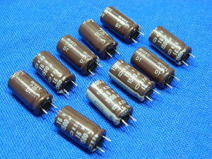1500uF 16V condensatore elettrolitico n.10 pezzi