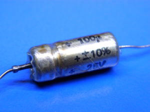 100MF 75Vdc tantalum capacitor