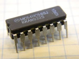 MC54HC589J integrated circuit
