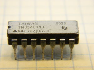 SNJ54L73J integrated circuit
