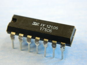 IY12106 integrated circuit