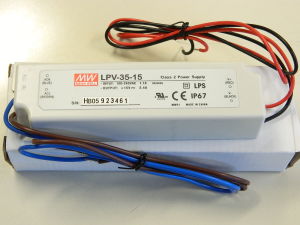 Alimentatore switching Mean Well LPV-35-15  15Vcc 2,4A  35W,   resinato IP67
