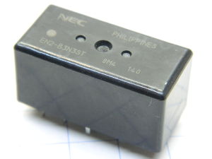 Relè auto NEC EN2-B3N3ST  12Vcc 25A  1 scambio controllo reversibile