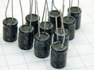 22MF 63Vdc capacitor ROE EKM 12,2x8,7 (n.10pcs.)