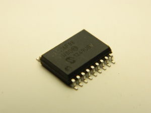 PIC16F88 I/SO integrated circuit  SMD