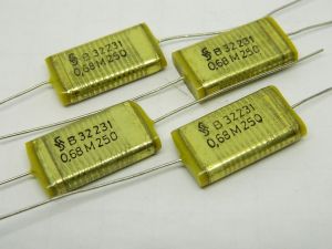 0,68uF 250Vdc axial capacitor SIEMENS B32231 (n.4pcs.)