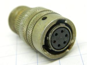 Connector VPT06A-10-6S  6pin  plug female