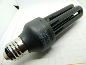 Lampada UV ultravioletta luce di Wood 220Vac 26W E24 fluorescente
