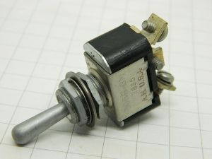 Toggle switch  ON-OFF-ON  momentary MS35058-27