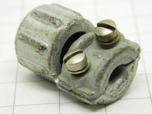 AN3057-3 connector cable clamp, size 3