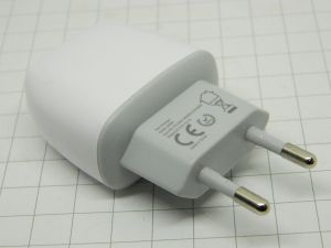 Battery charger 220Vac / 5Vcc 2,1A  dual exit USB  (n.5pcs.)