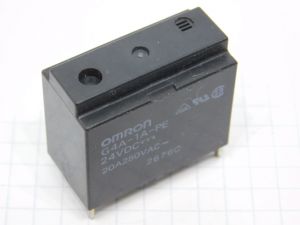 OMRON G4A-1A-PE relè 24Vcc 20A  1 contatto N.O. da circuito stampato.