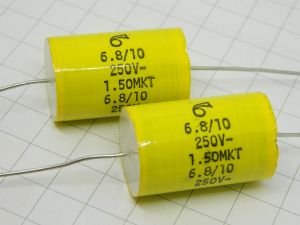 6,8uF 250V condensatore assiale ARCOTRONICS 1.50 MKT (n.2 pezzi)