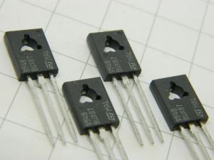 BUX87  transistor  1000V 20W  NPN  STM (n.4pcs.)