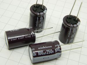 100MF 250Vdc capacitor NICHICON 105° B1447  (n.4pcs.)