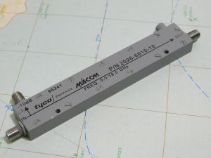 Macom Directional Coupler 2026-6010-10   0,5-18Ghz   -10db