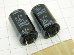 1000uF 25Vcc 105° condensatore elettrolitico ELNA RJB Audio 12,5x21,5  (n.2 pezzi)