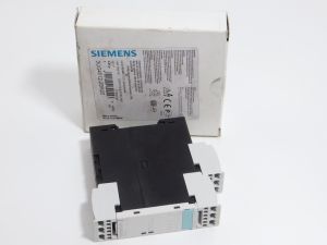 Siemens Sirius 3UG4512-2BR20 monitoring relay