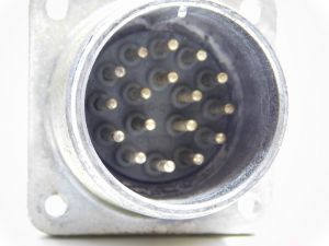 AN3100C-20-29P connector 17pin socket male