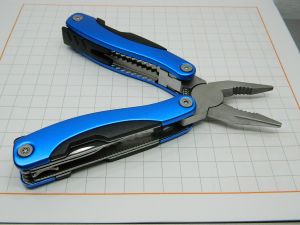 Pinza utensile multi uso 11 funzioni in acciaio inox