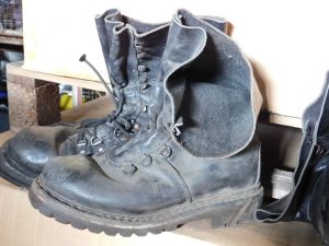 Lot used combat boots Austrian Army Kg. 345