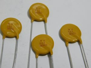 6800pF 3KV ceramic capacitor (n.4pcs.)