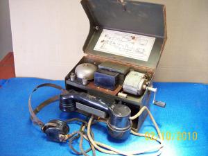 Telefono da campo militare Inglese mod. D.MK VI  1940  ex Esercito Italiano